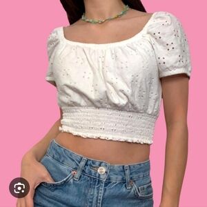 Hollister White eyelet crop top Size Small